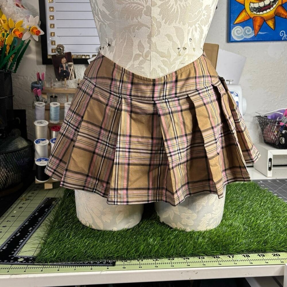 New Pink Mini Plaid skirt